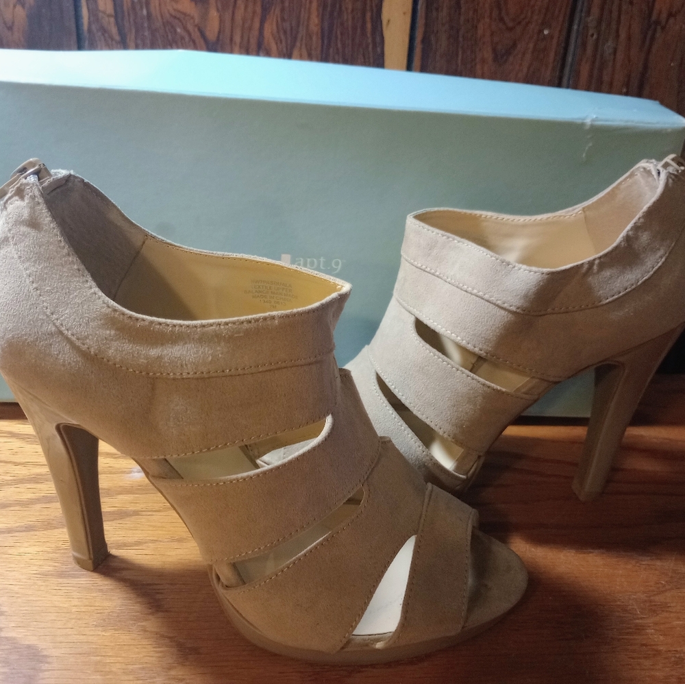 Nine West Women's Tan Strappy Suede Heels